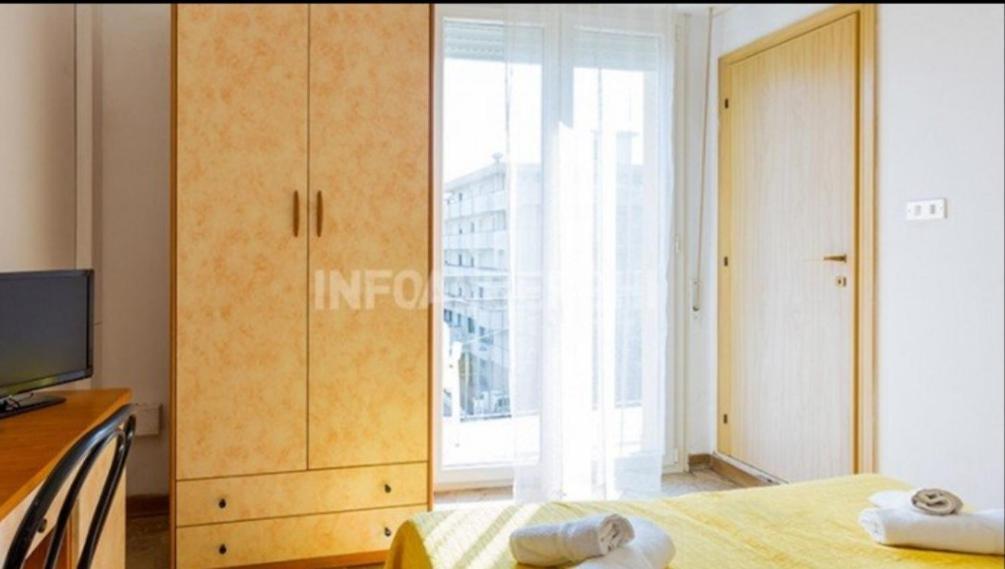Hotel Ariosto Rimini Bagian luar foto