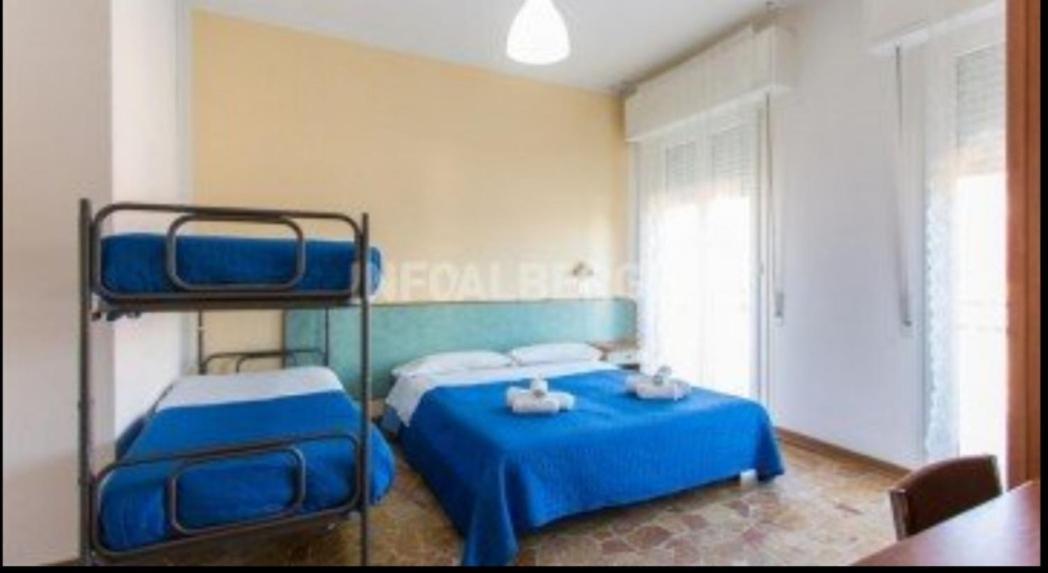 Hotel Ariosto Rimini Bagian luar foto