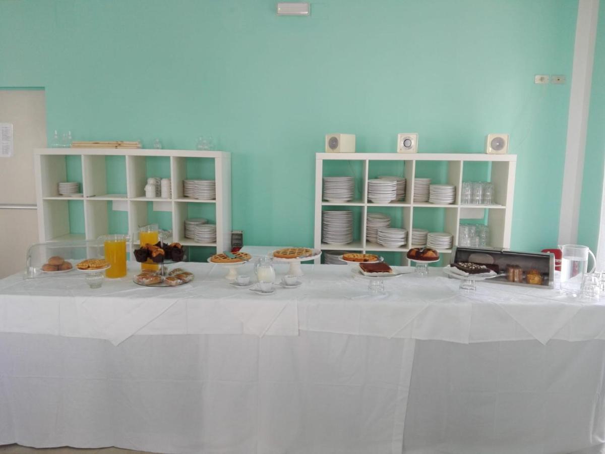 Hotel Ariosto Rimini Bagian luar foto
